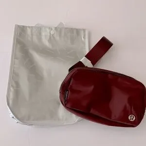 lululemon athletica | Accessories | Lululemon Everywhere  display picture 1